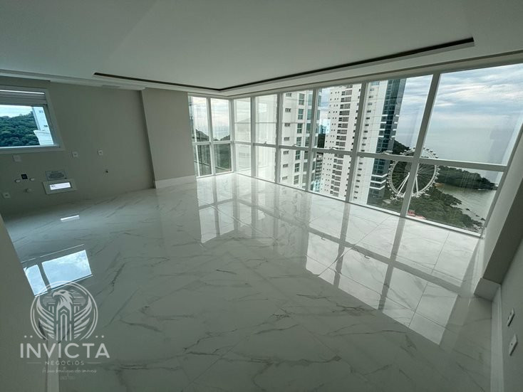 Apartamento à venda  no Pioneiros - Balneário Camboriú, SC. Imóveis