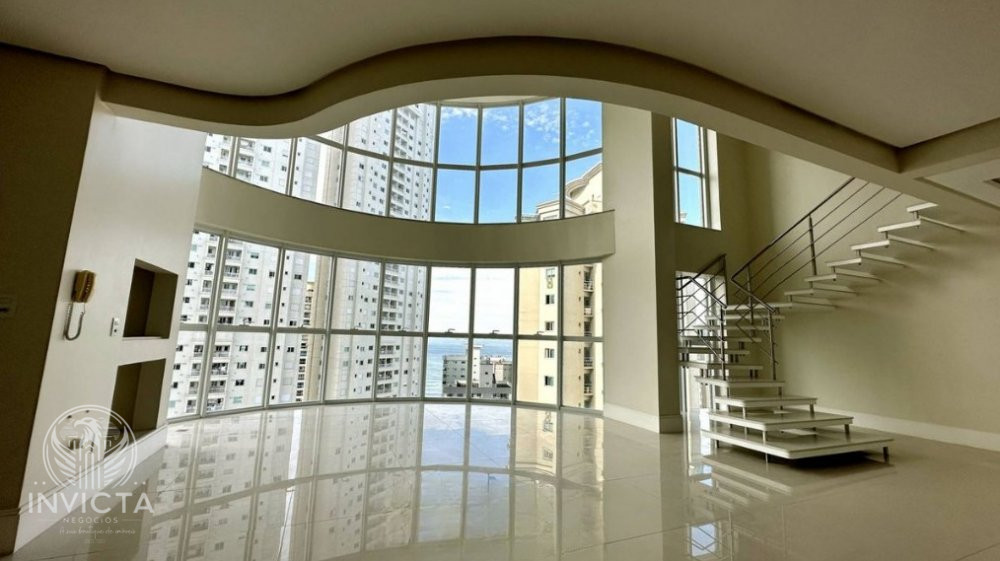 Apartamento à venda  no Centro - Balneário Camboriú, SC. Imóveis