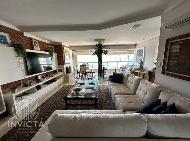 Apartamento à venda  no Centro - Balneário Camboriú, SC. Imóveis