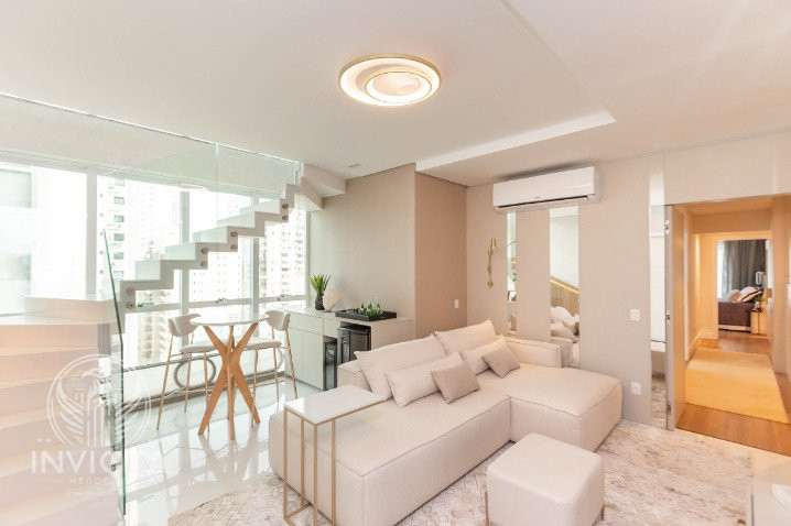 Apartamento à venda  no Centro - Balneário Camboriú, SC. Imóveis