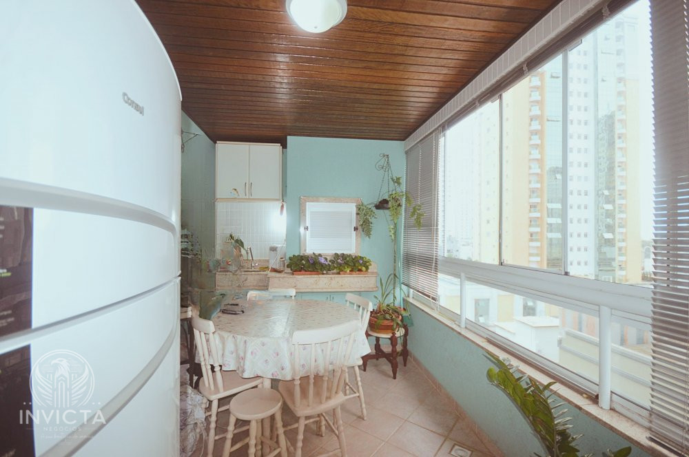 Apartamento à venda  no Centro - Balneário Camboriú, SC. Imóveis