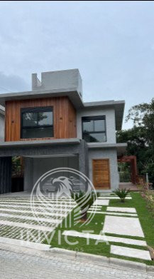 Casa em condomínio à venda  no Praia das Taquaras - Balneário Camboriú, SC. Imóveis