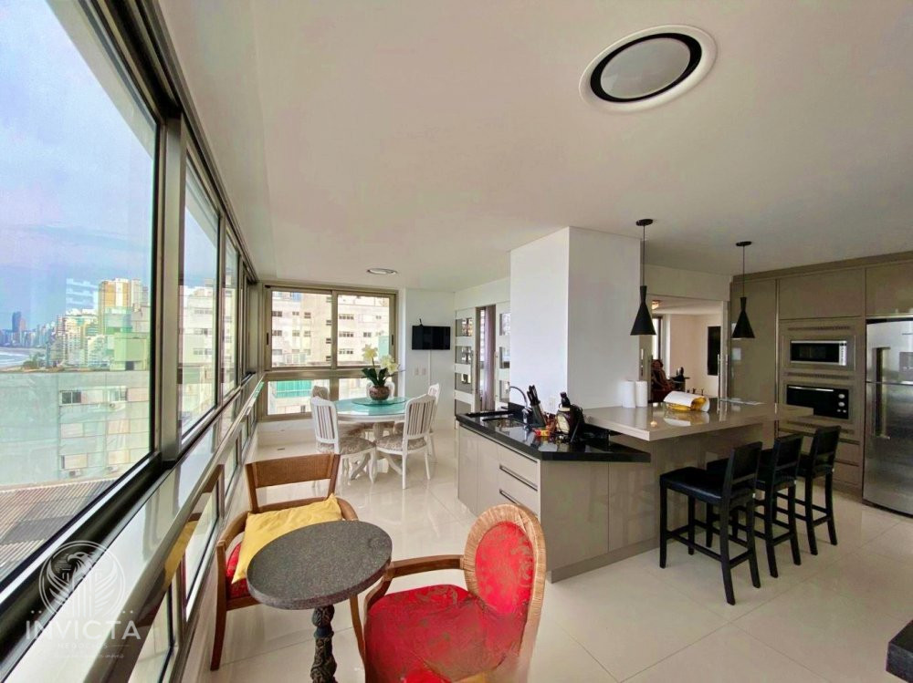 Apartamento à venda  no Centro - Balneário Camboriú, SC. Imóveis