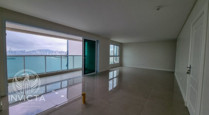Apartamento à venda  no Pioneiros - Balneário Camboriú, SC. Imóveis