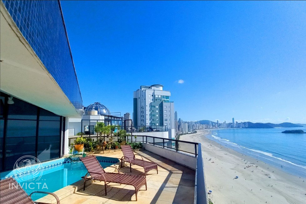 Apartamento à venda  no Centro - Balneário Camboriú, SC. Imóveis