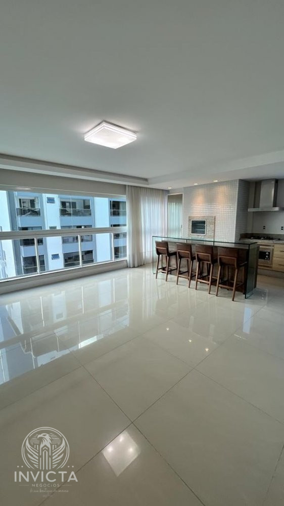 Apartamento à venda  no Centro - Balneário Camboriú, SC. Imóveis