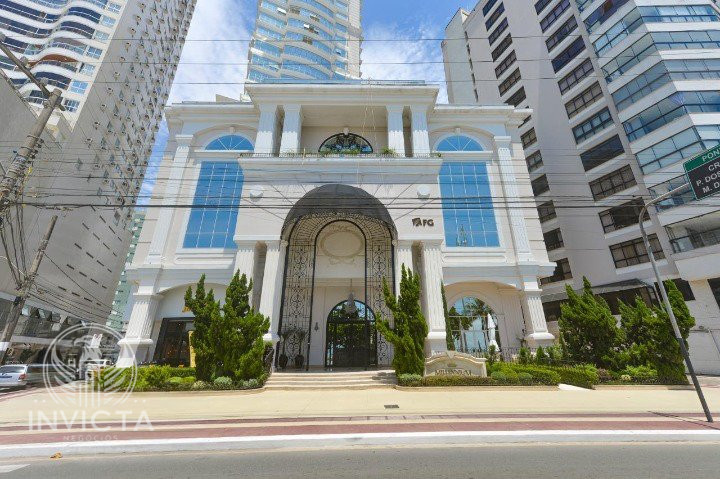 Apartamento à venda  no Centro - Balneário Camboriú, SC. Imóveis