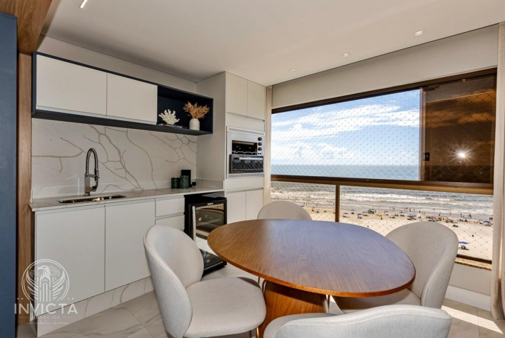 Apartamento à venda  no Centro - Balneário Camboriú, SC. Imóveis