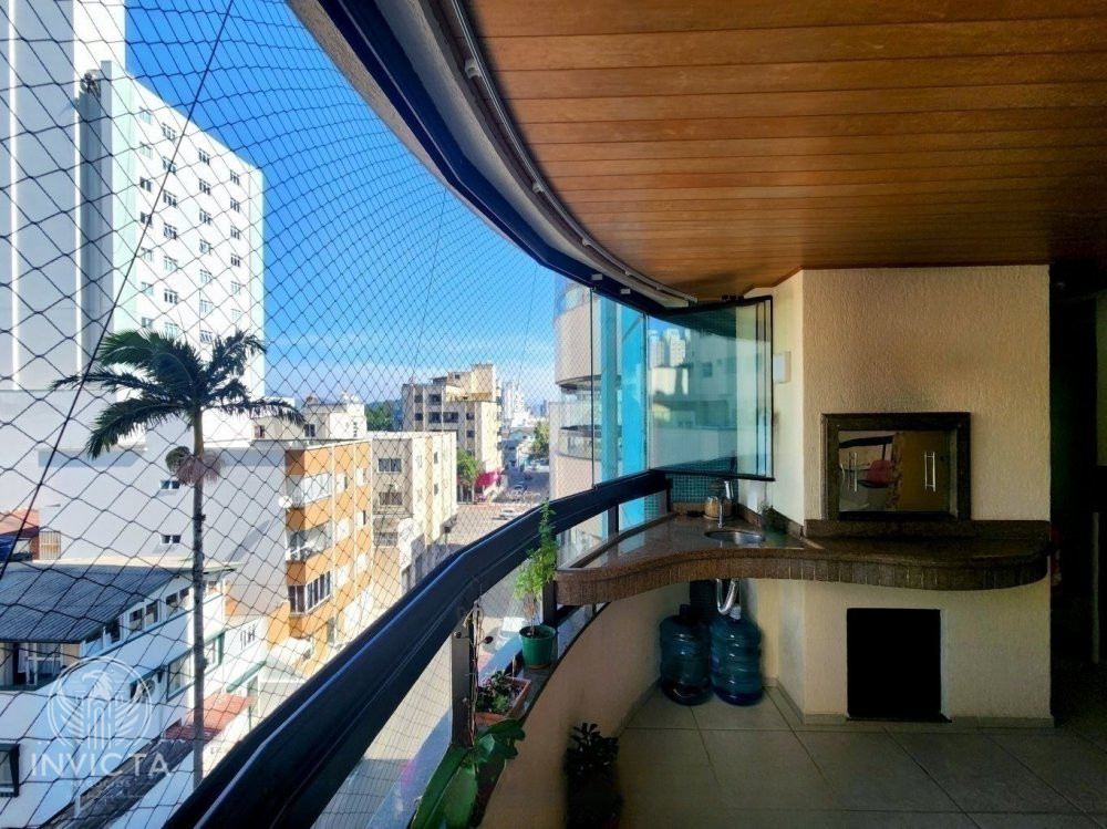 Apartamento à venda  no Centro - Balneário Camboriú, SC. Imóveis