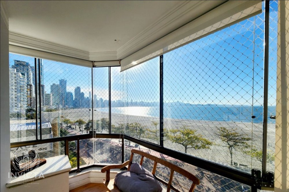 Apartamento à venda  no Centro - Balneário Camboriú, SC. Imóveis