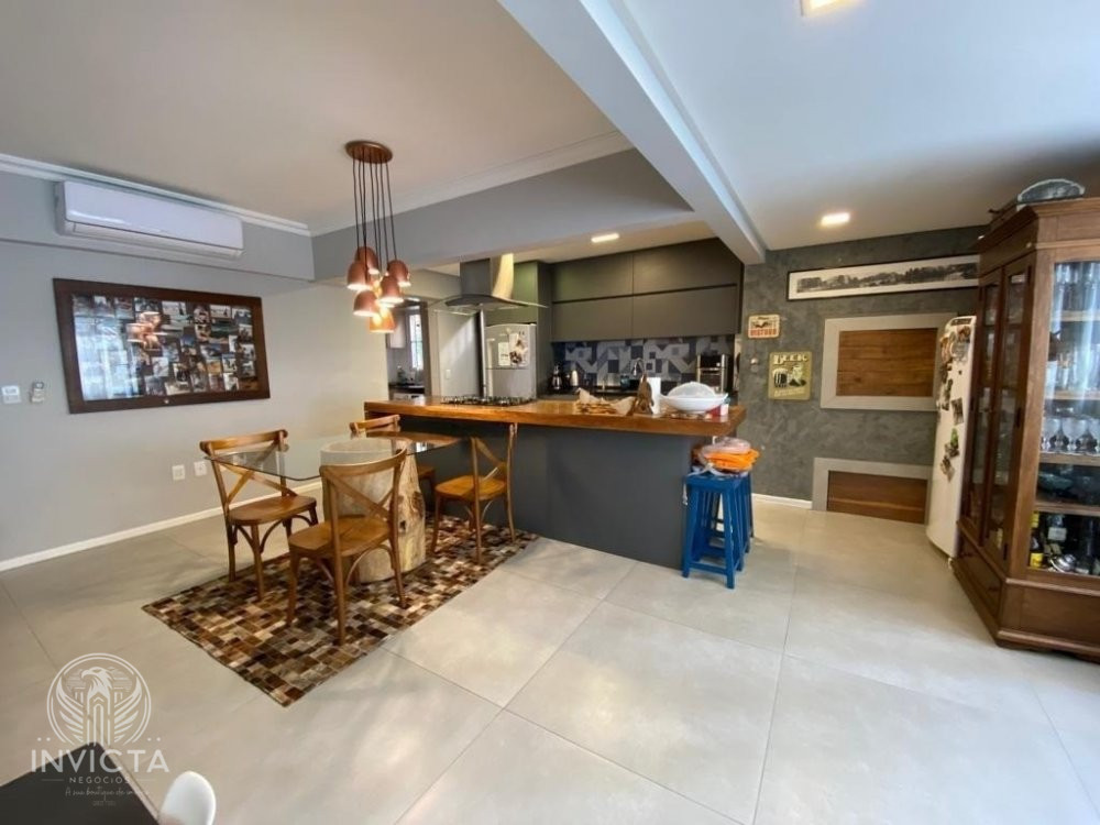 Apartamento à venda  no Centro - Balneário Camboriú, SC. Imóveis