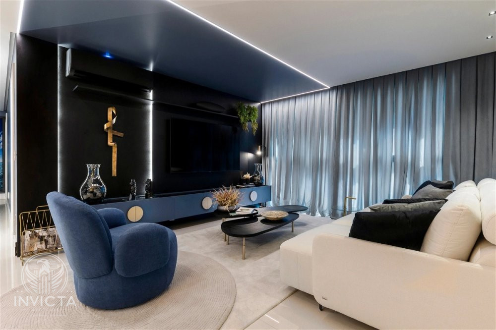 Apartamento à venda  no Centro - Balneário Camboriú, SC. Imóveis