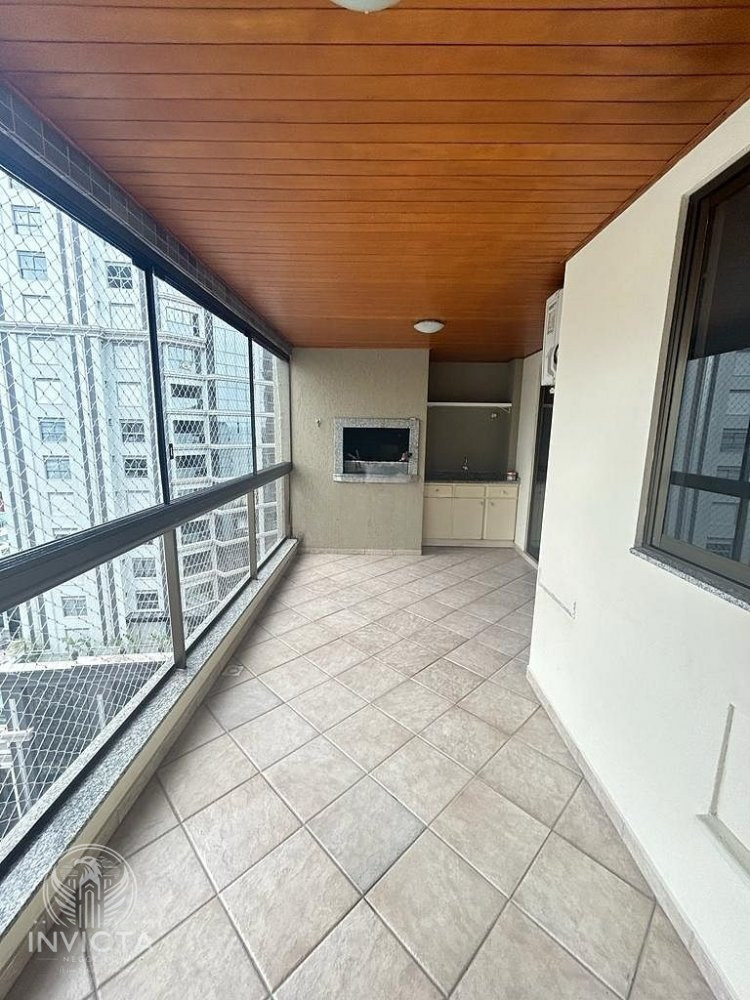 Apartamento à venda  no Centro - Balneário Camboriú, SC. Imóveis