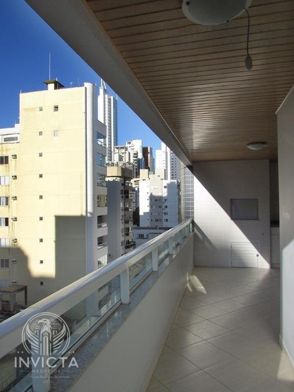 Apartamento à venda  no Centro - Balneário Camboriú, SC. Imóveis