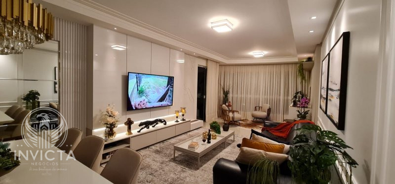 Apartamento à venda  no Centro - Balneário Camboriú, SC. Imóveis