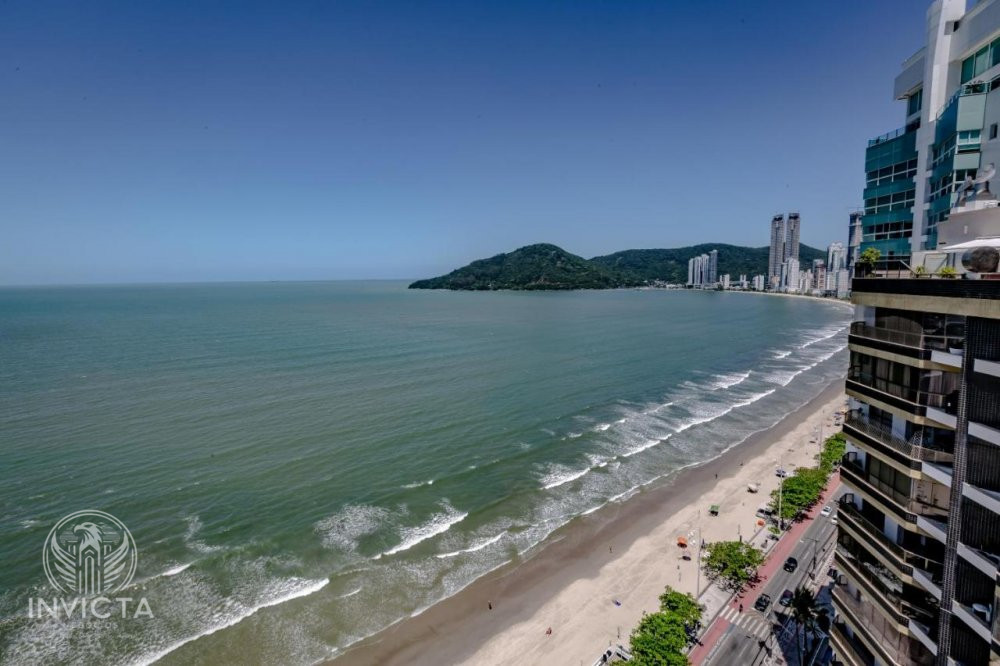 Apartamento à venda  no Centro - Balneário Camboriú, SC. Imóveis