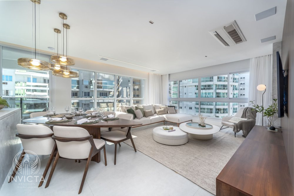Apartamento à venda  no Centro - Balneário Camboriú, SC. Imóveis