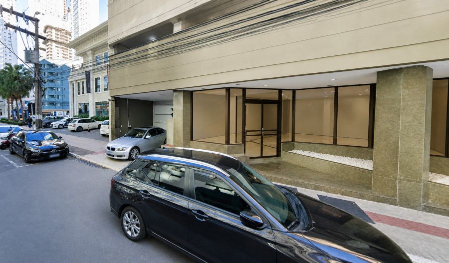 Sala Comercial - Aluguel - Centro - Balne�rio Cambori� - SC