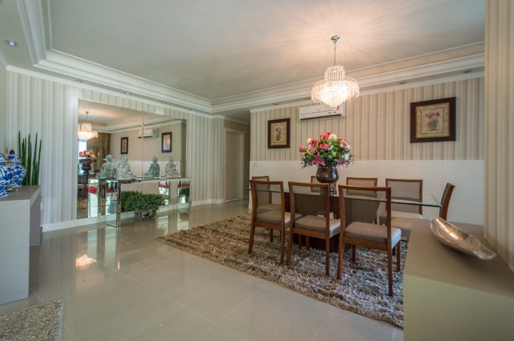 Apartamento Alto Padrão - Venda - Centro - Balneário Camboriú - SC