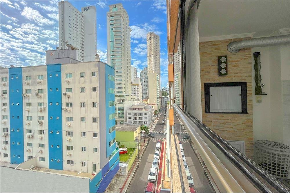 Apartamento Alto Padrão - Venda - Pioneiros - Balneário Camboriú - SC
