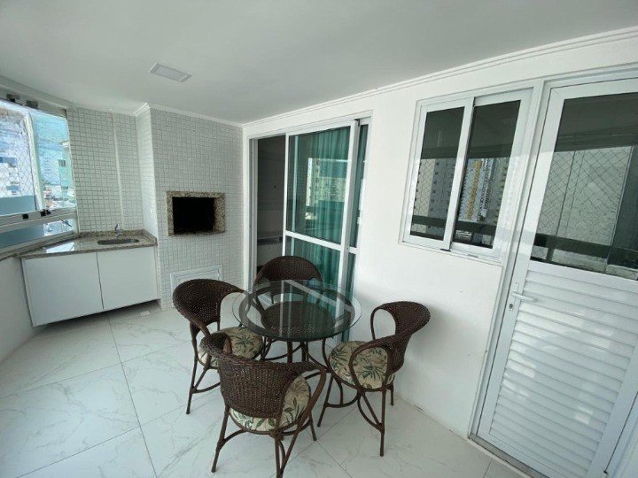 Apartamento - Venda - Pioneiros - Balneário Camboriú - SC