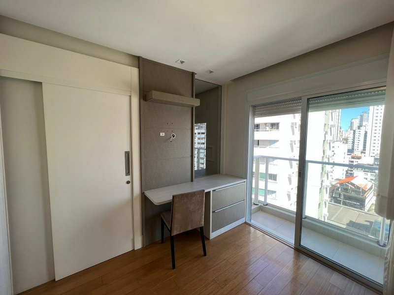 Apartamento Alto Padrão - Venda - Centro - Balneário Camboriú - SC