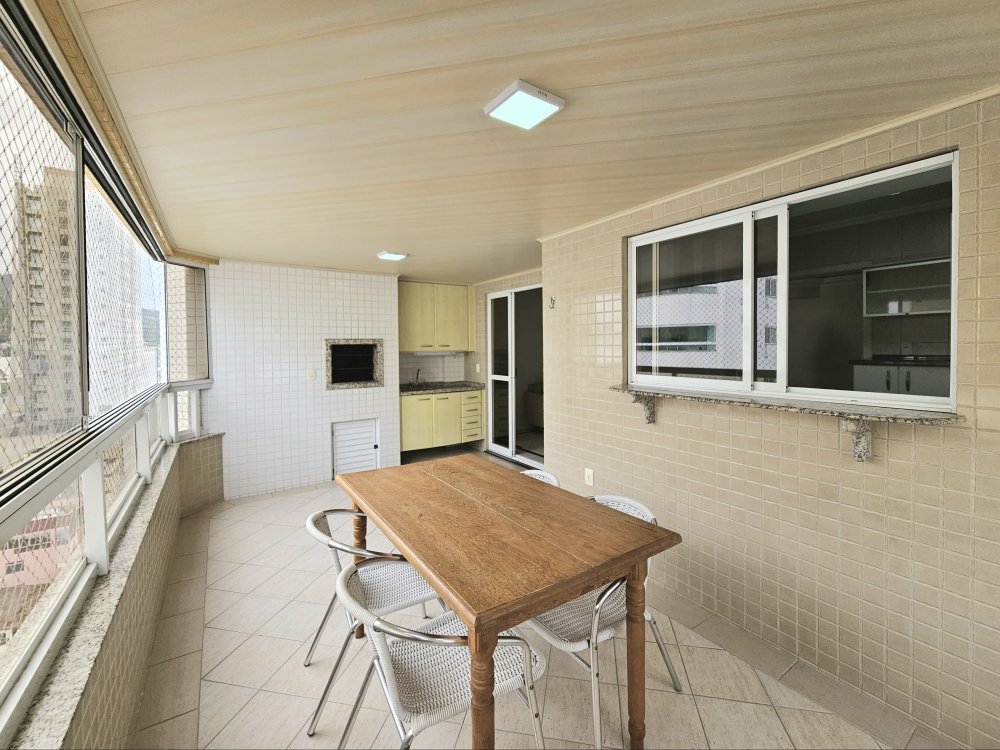 Apartamento Alto Padro - Venda - Centro - Balnerio Cambori - SC