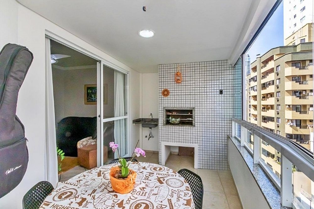 Apartamento Alto Padrão - Venda - Centro - Balneário Camboriú - SC