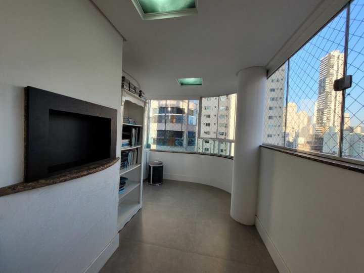 Apartamento - Venda - Centro - Balneário Camboriú - SC