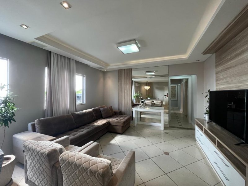 Apartamento Alto Padrão - Venda - Centro - Balneário Camboriú - SC