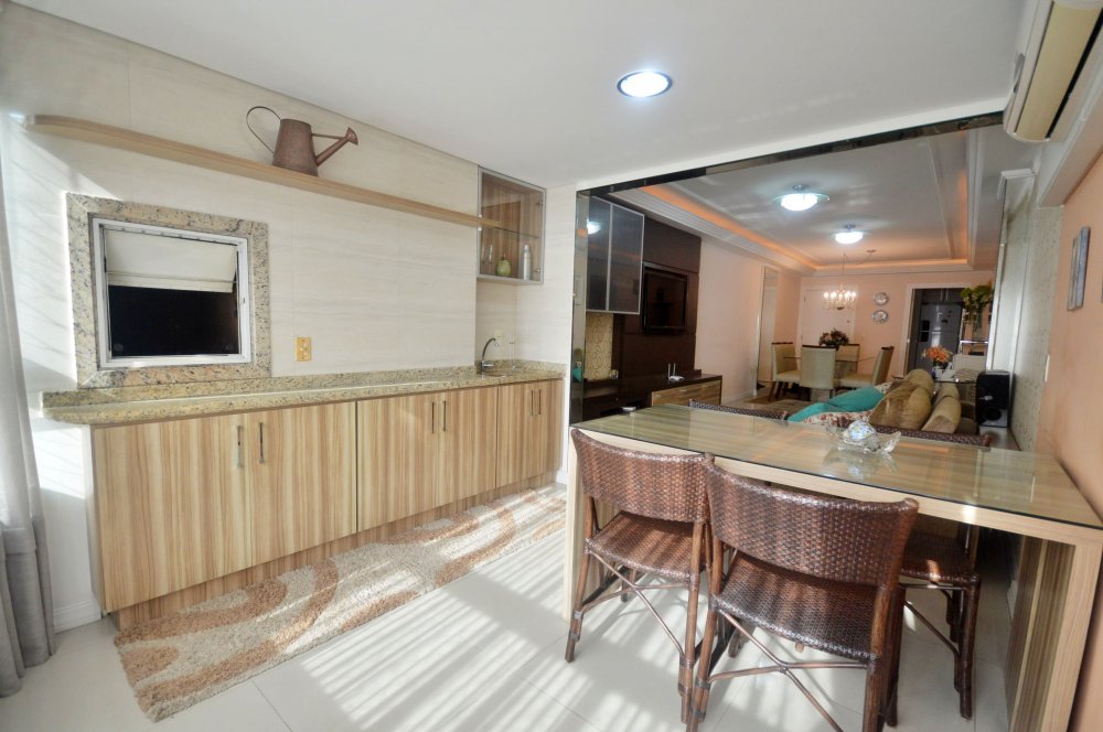Apartamento Alto Padrão - Venda - Centro - Balneário Camboriú - SC