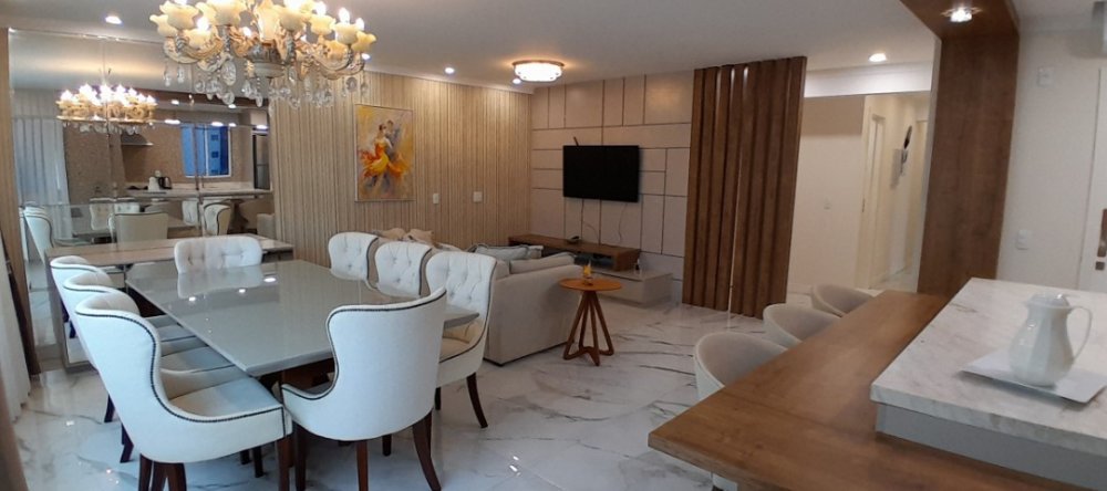 Apartamento Alto Padrão - Venda - Centro - Balneário Camboriú - SC