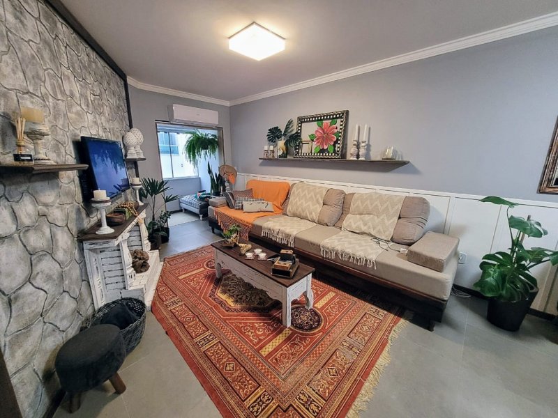 Apartamento Alto Padrão - Venda - Centro - Balneário Camboriú - SC