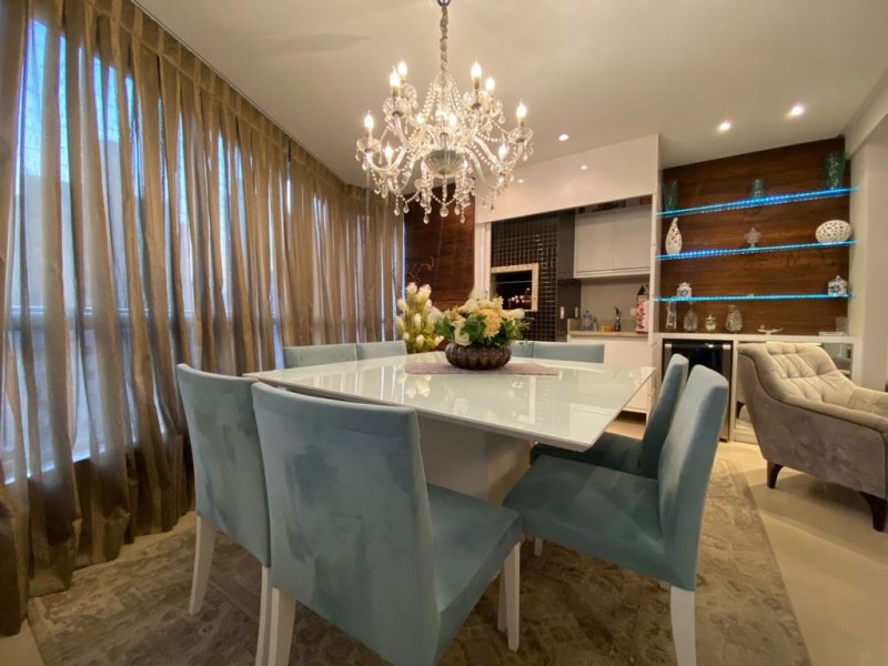 Apartamento Alto Padrão - Venda - Centro - Balneário Camboriú - SC
