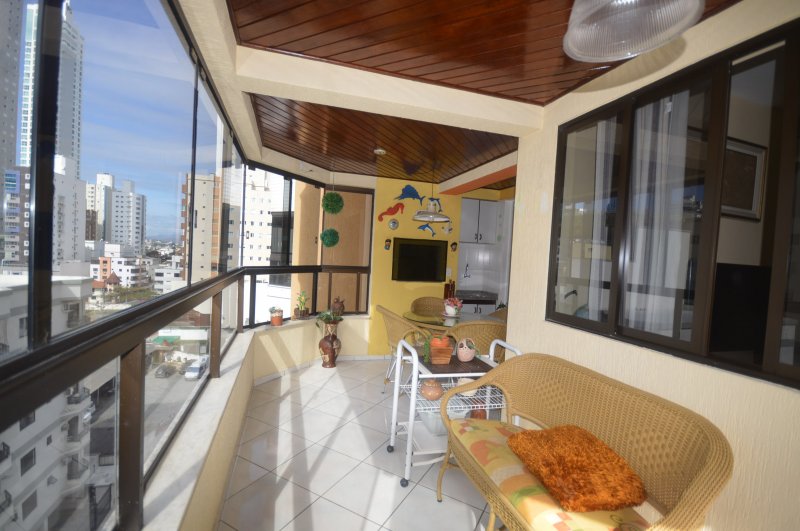 Apartamento Alto Padrão - Venda - Centro - Balneário Camboriú - SC