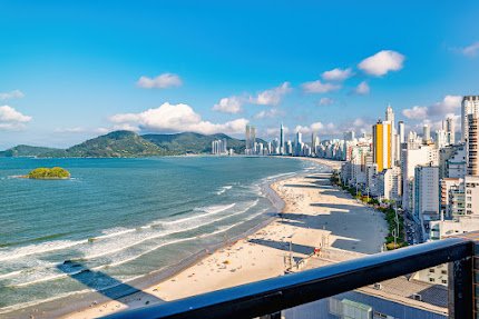 Apartamento Alto Padrão - Venda - Centro - Balneário Camboriú - SC
