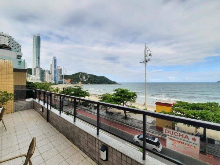 Apartamento Alto Padrão - Venda - Centro - Balneário Camboriú - SC