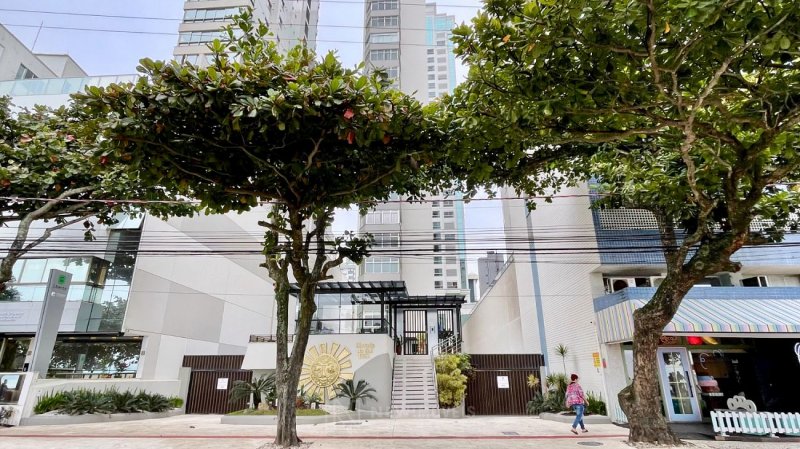 Apartamento Alto Padrão - Venda - Centro - Balneário Camboriú - SC