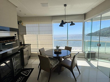 Apartamento frente mar Diamond Hill Balne�rio Cambori�