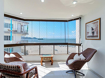 Edif�cio Ilha de Itacuru��